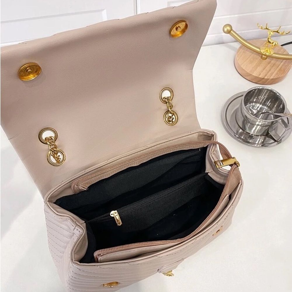 LAUREN Handbag - Picture 6 of 8